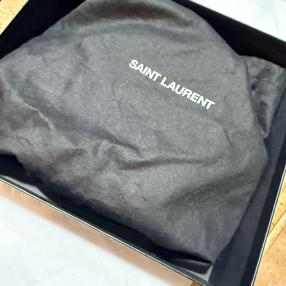 Saint Laurent Beige Quilted Crossbody Bag - Picture 4 of 8